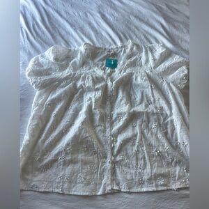 Hayden White Floral Embroidered lace women’s top New